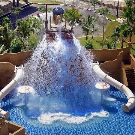 Sea View Water Theme Park At Swiss Garden Residence - 2 Bedroom Apartment Kuantan Esterno foto