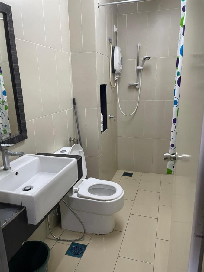 Sea View Water Theme Park At Swiss Garden Residence - 2 Bedroom Apartment Kuantan Esterno foto