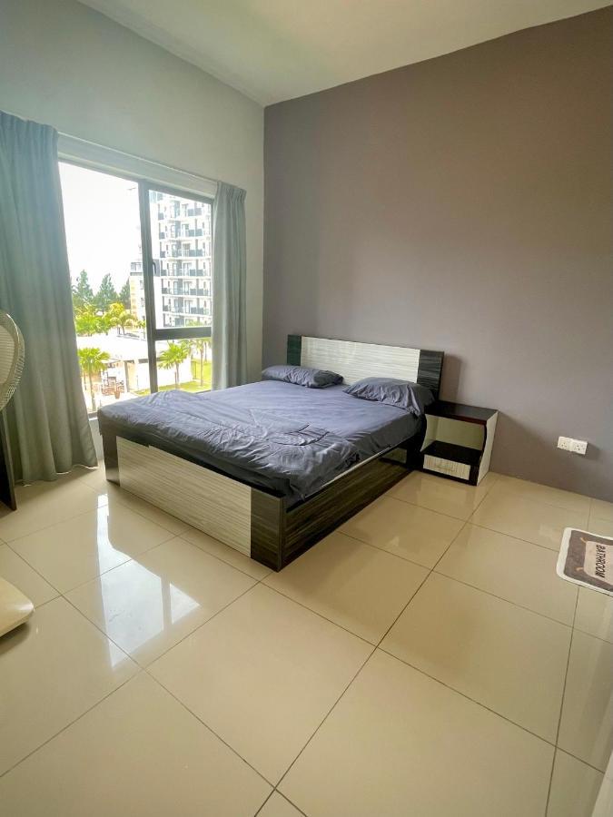 Sea View Water Theme Park At Swiss Garden Residence - 2 Bedroom Apartment Kuantan Esterno foto